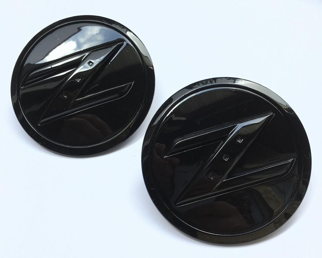 03-09 Nissan 350z Fender Emblems Painted To Match Color Matched